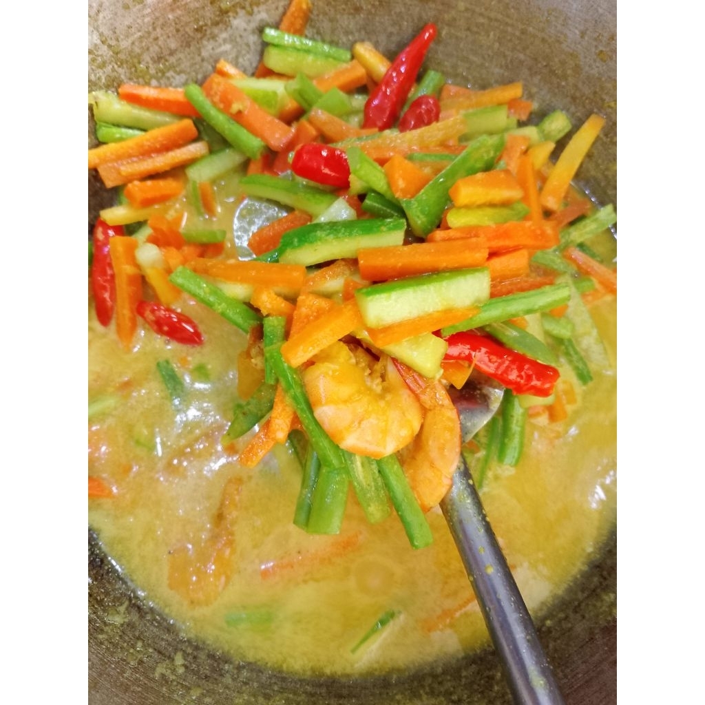 

Acar bumbu kuning spesial