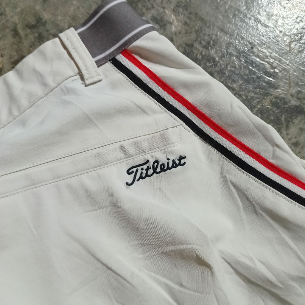 CELANA TITLEIST GOLF SECOND