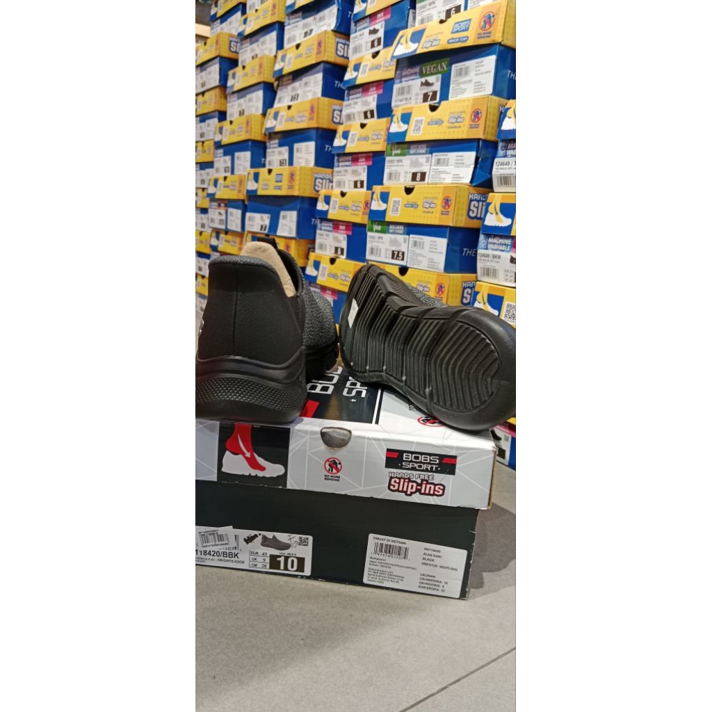 SKECHERS SLIP IN BOBS SPORT SIZE 43