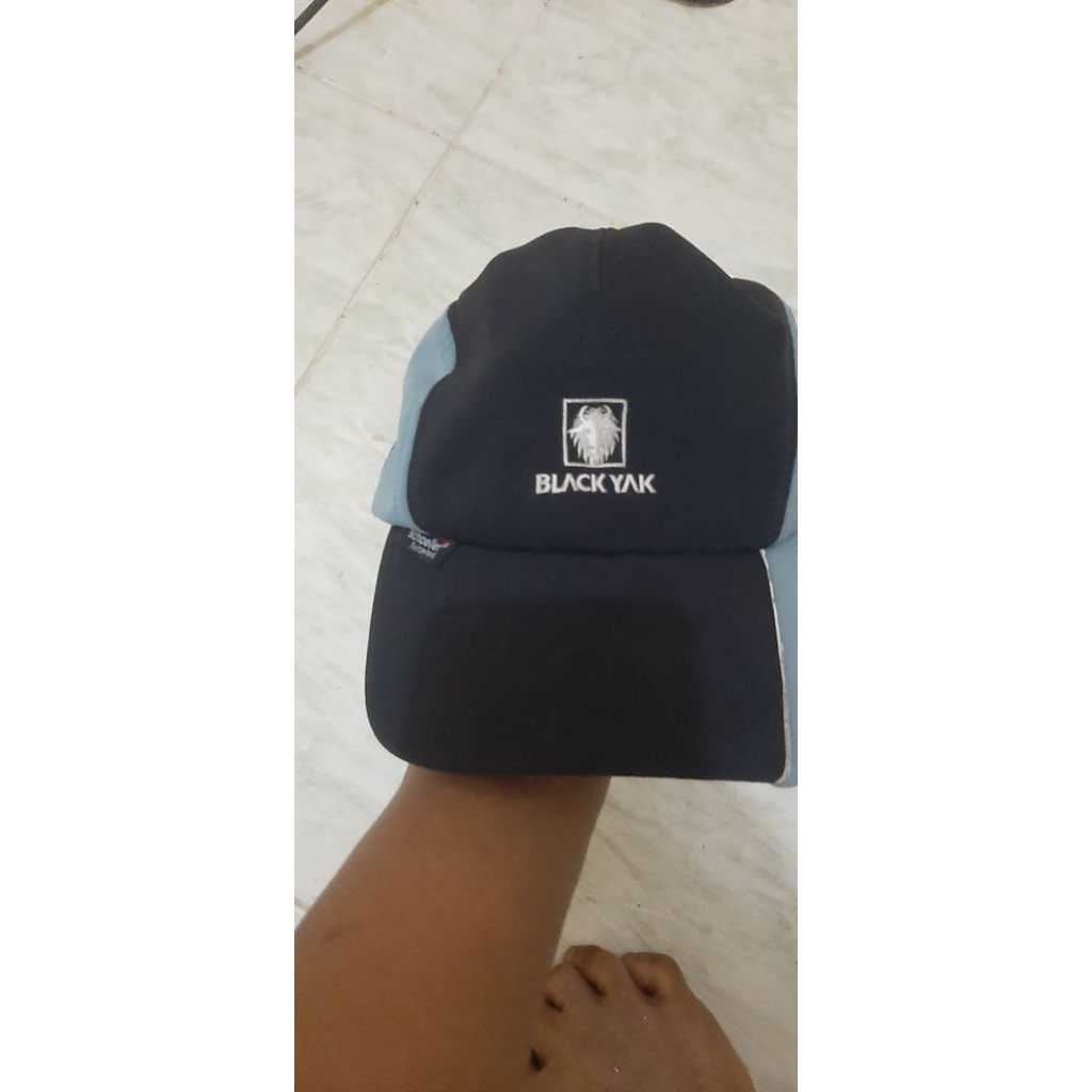 Trift Topi gunung BLACK YAK