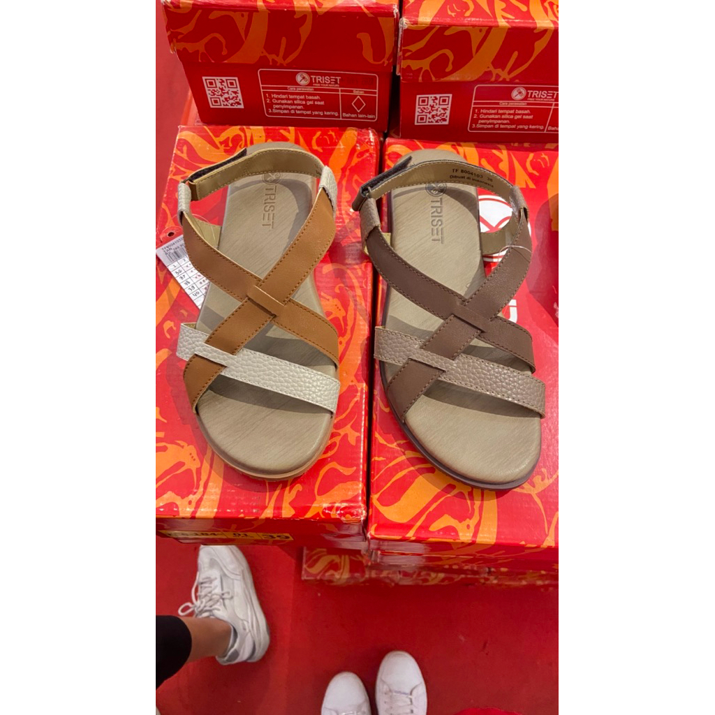 Sepatu Sandal Wanita Triset