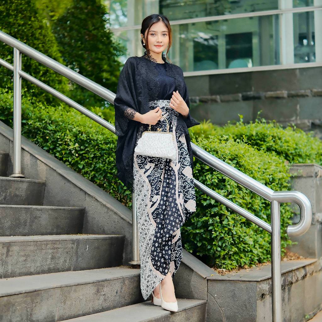 BOLERO POLOS | OUTER POLOS | CAPE BURKAT POLOS by Diana Batik