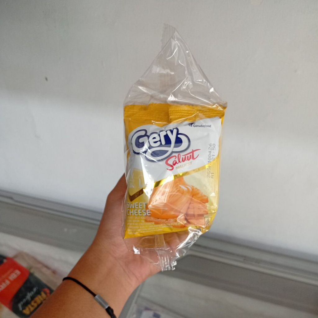 

Gery Saluut malkist sweet cheese isi 10