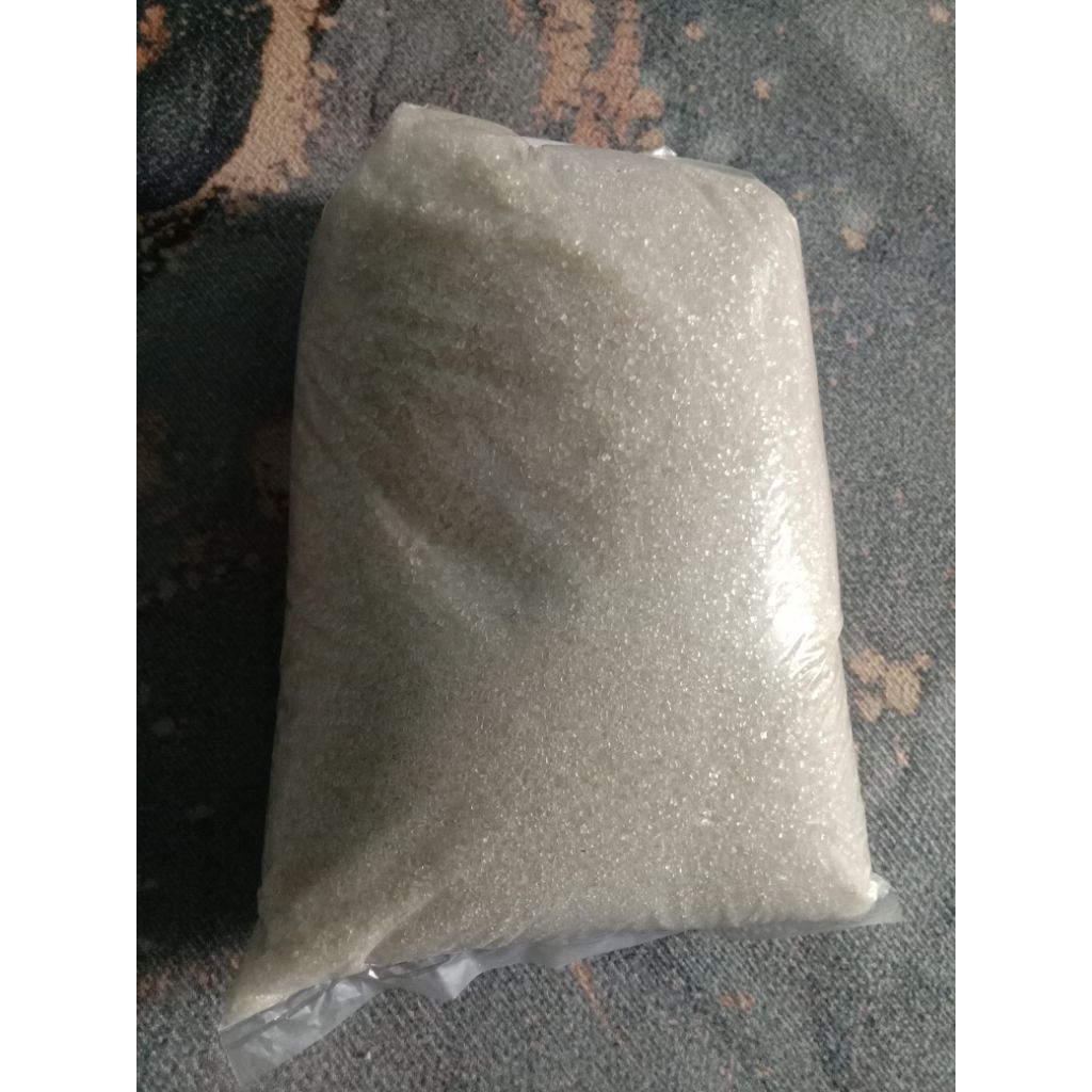 

Gula pasir lokal 1kg
