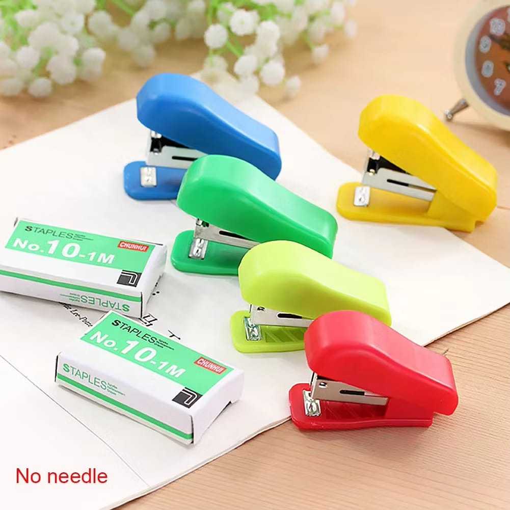 

Staples Stapler Mini Kecil Unik Lucu Staples Mini Portable Anak Bonus isi Staples Anak Sekolah