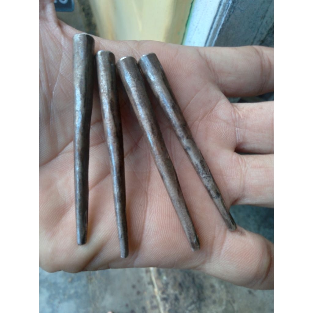 Srumbung Keris panjang 7 cm