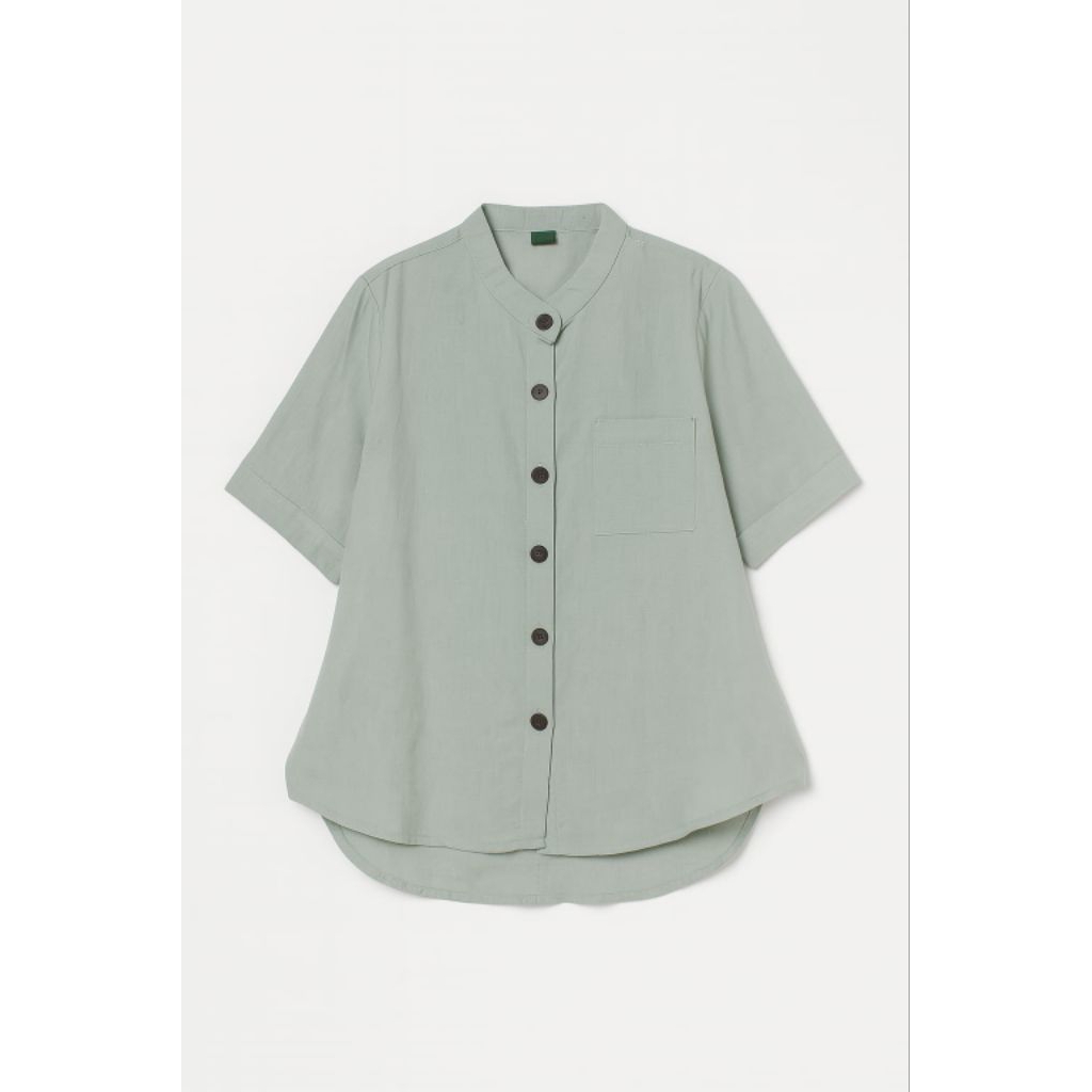 KEMEJA BASIC WANITA LENGAN PENDEK