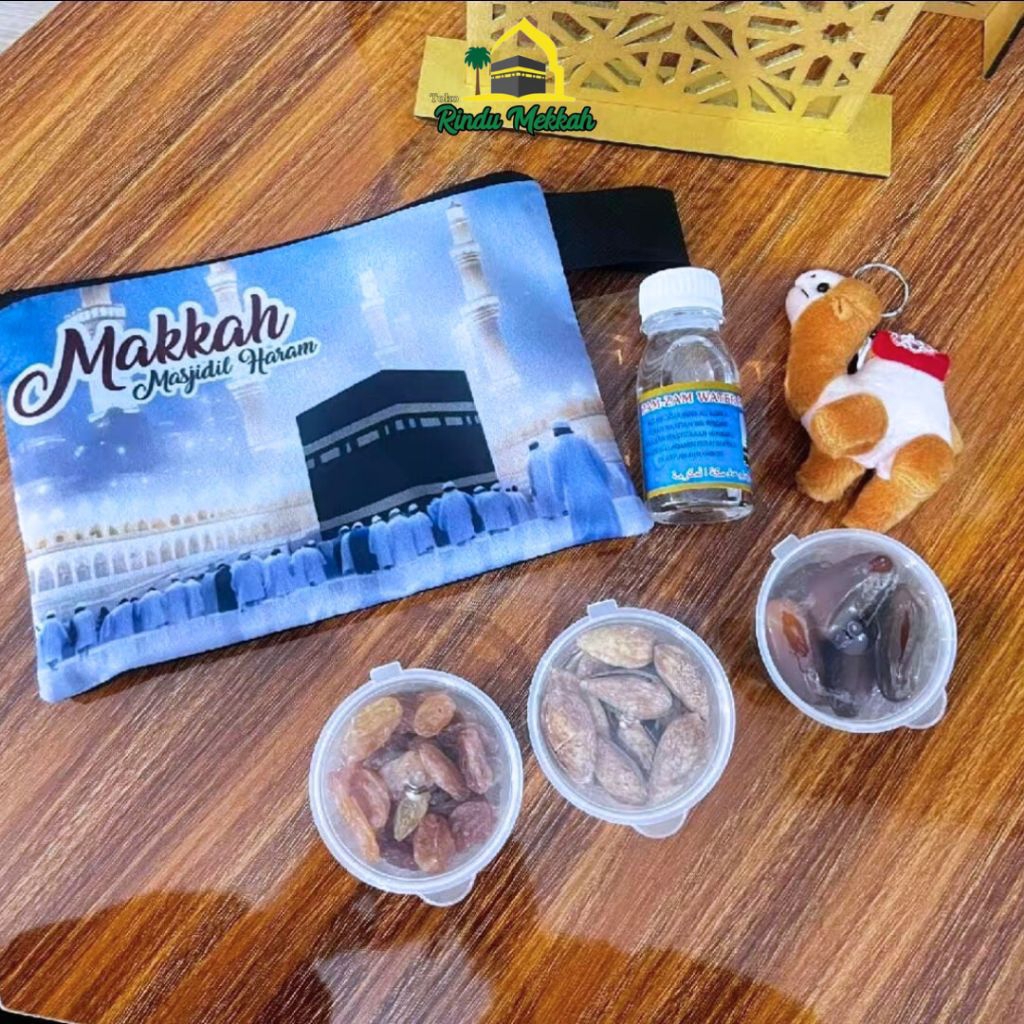 

souvenir paket Oleh-oleh Haji dan umroh pouch