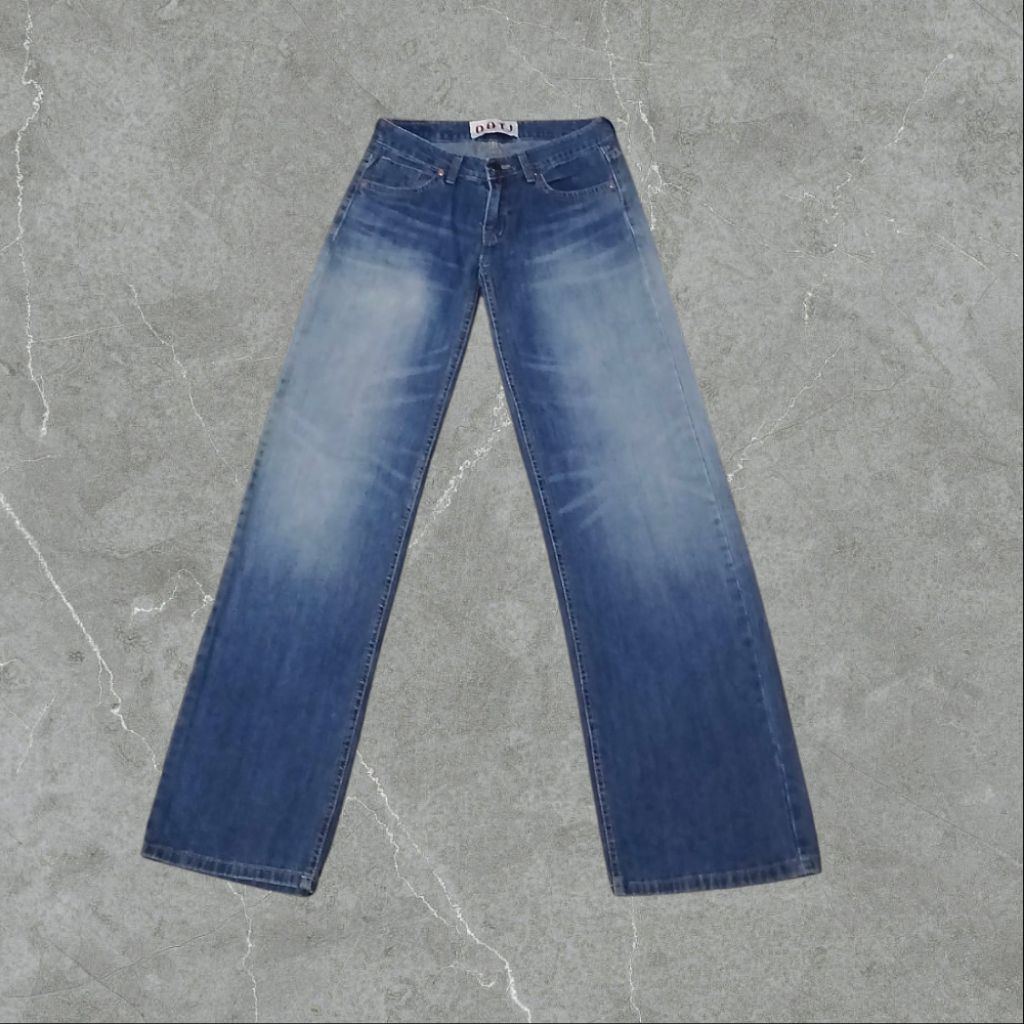 1. Baggy Jeans Blue K-Swiss  2.Jeans Blue OOTj