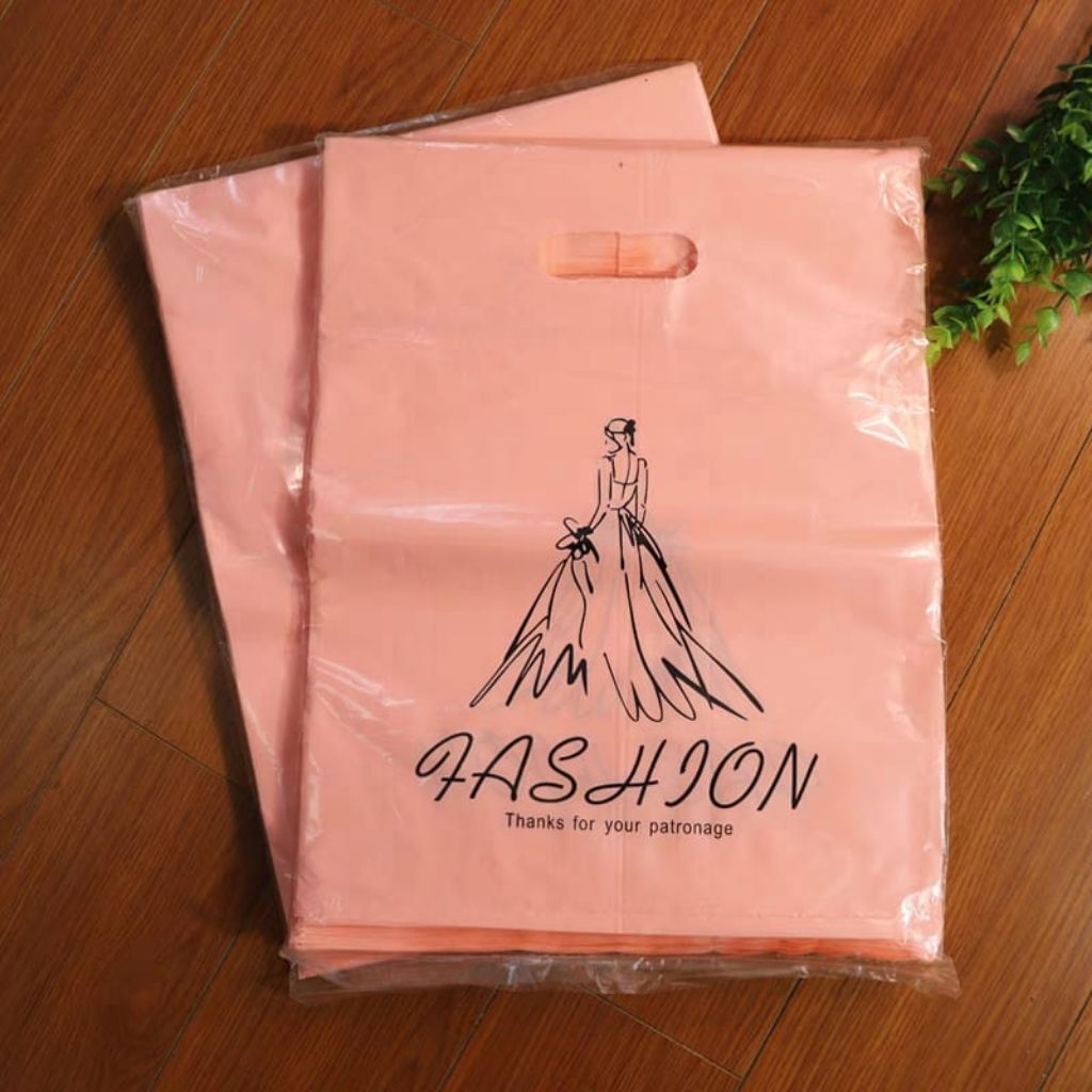 

KANTONG PLASTIK PREMIUM P9 UKURAN 30X40 1PACK ISI 50 PCS