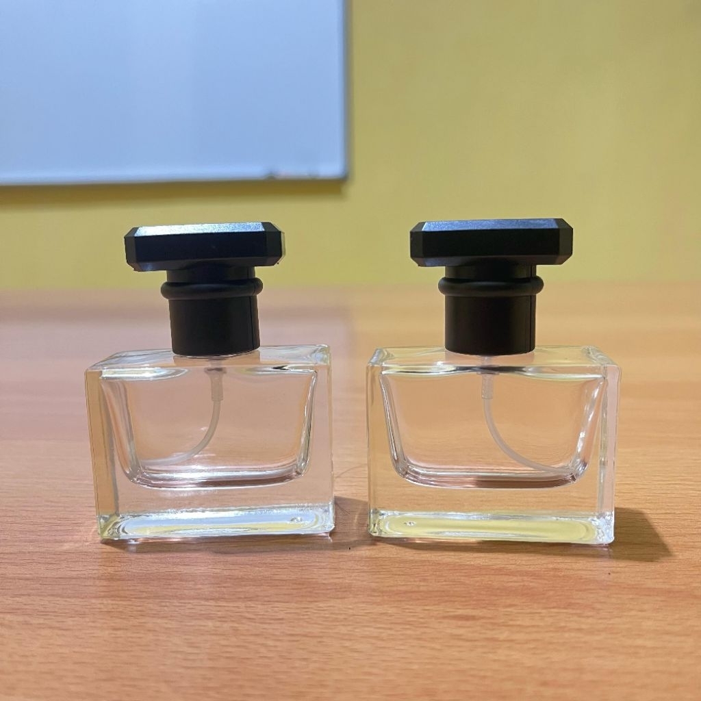 Botol parfum chanel 30ml /botol kaca parfum 30ml tutup drat/botol parfum kotak