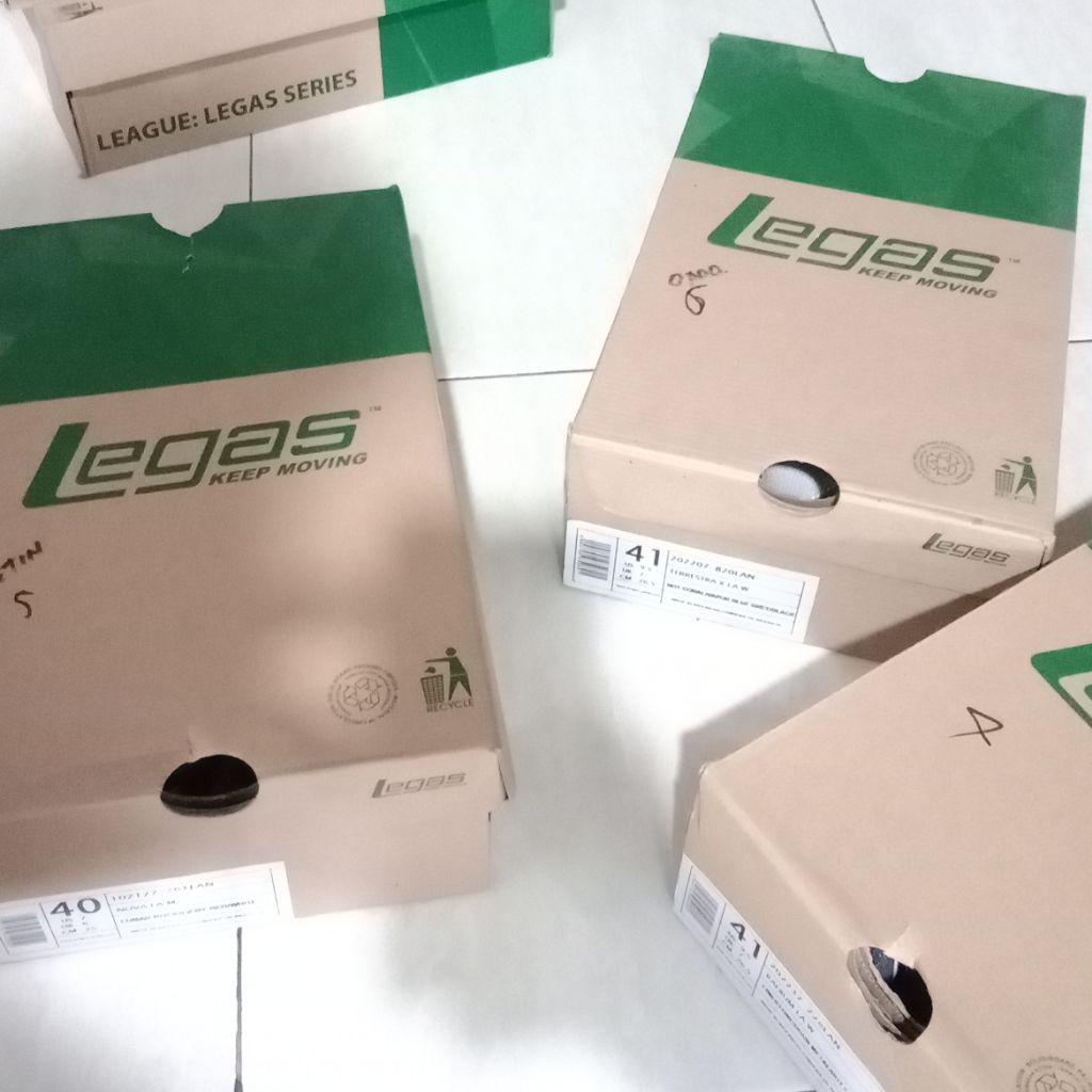Sepatu legas Sport reject original dari pabrik (Baca desk)