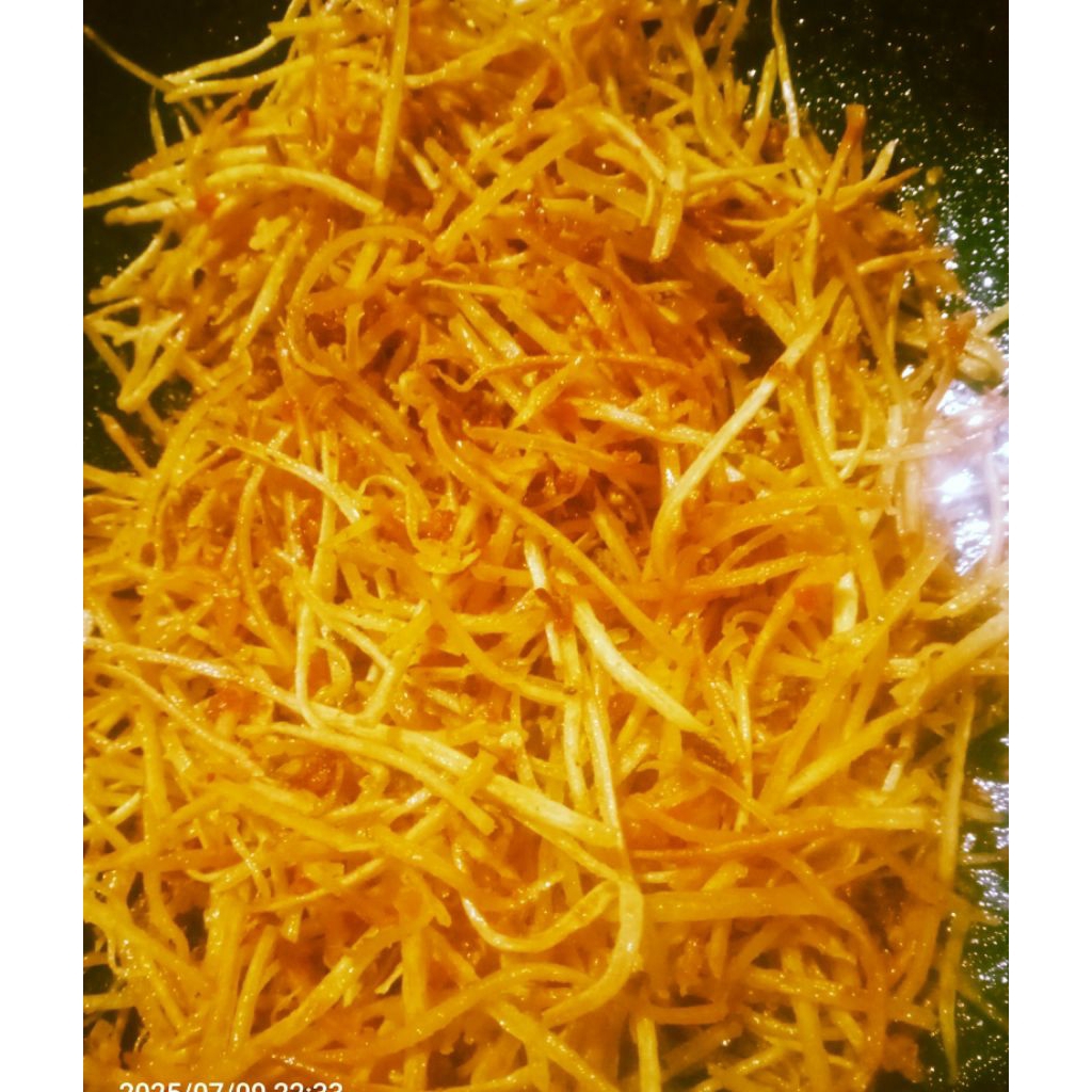 

STIK SINGKONG gurih pedas isi 500gr