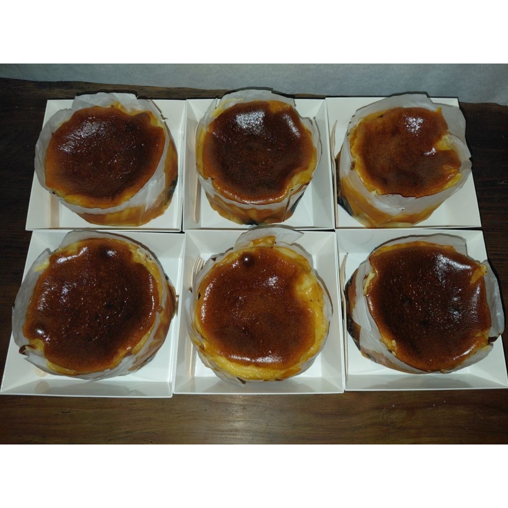 

BROWNIES BURN CHESSECAKE