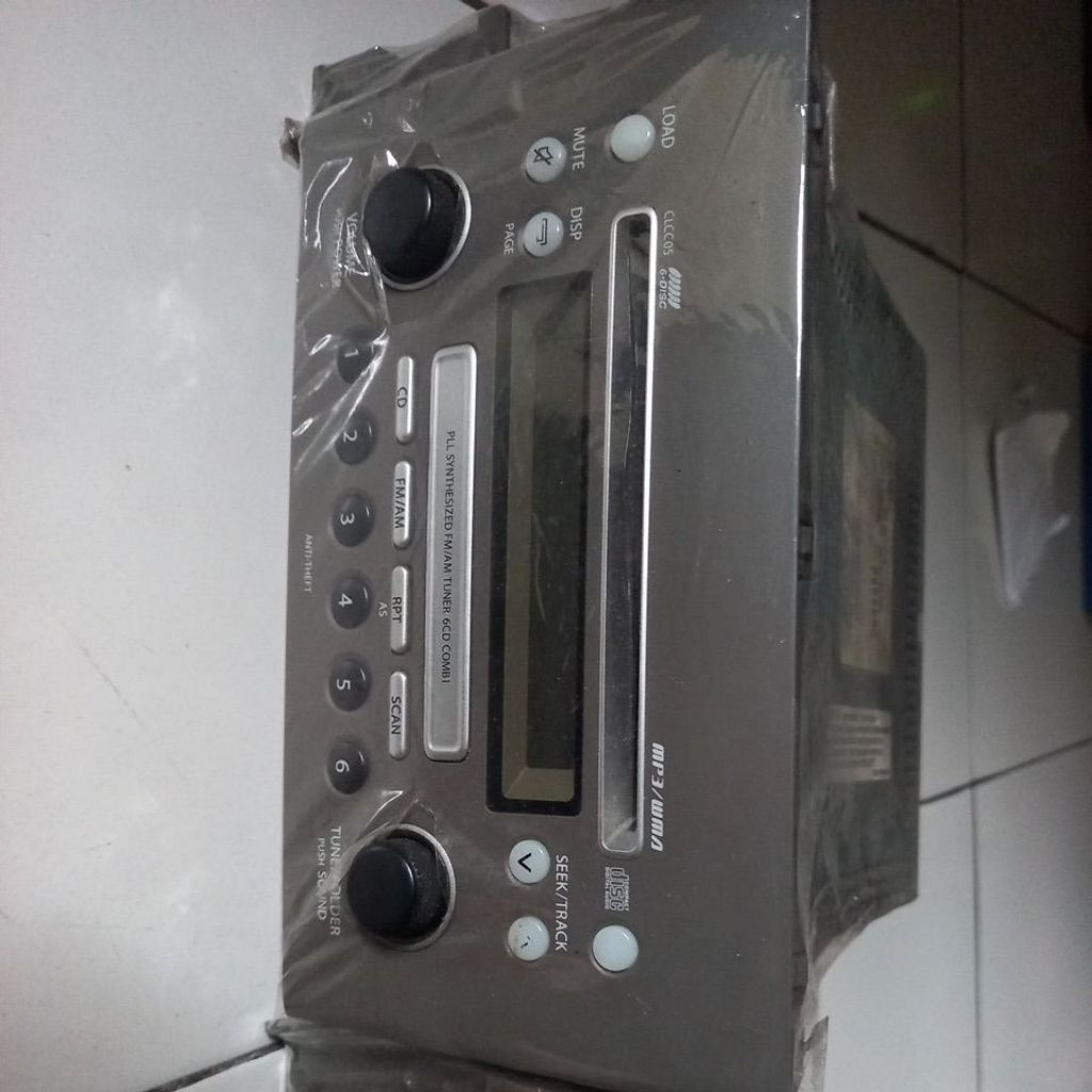 tape suzuki gran vitarara ori  radio ..6 cd mp3 disch