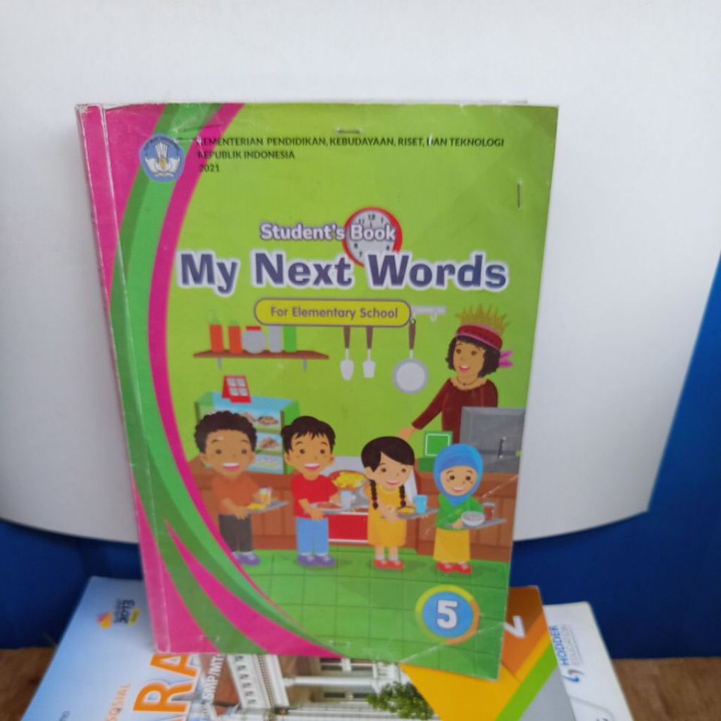 BUKU BEKAS KURIKULUM MERDEKA BAHASA INGGRIS UNTUK SD KLS 5