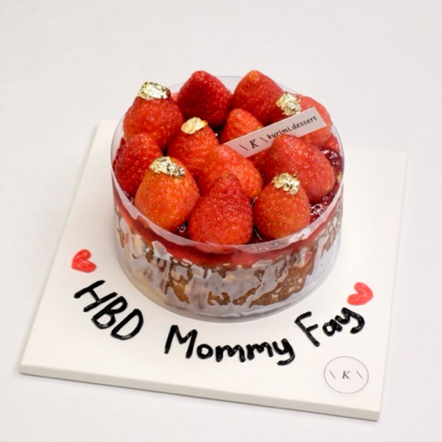 

Strawberry Bliss Cheese Cake Small (d10) | KURIMI DESSERT