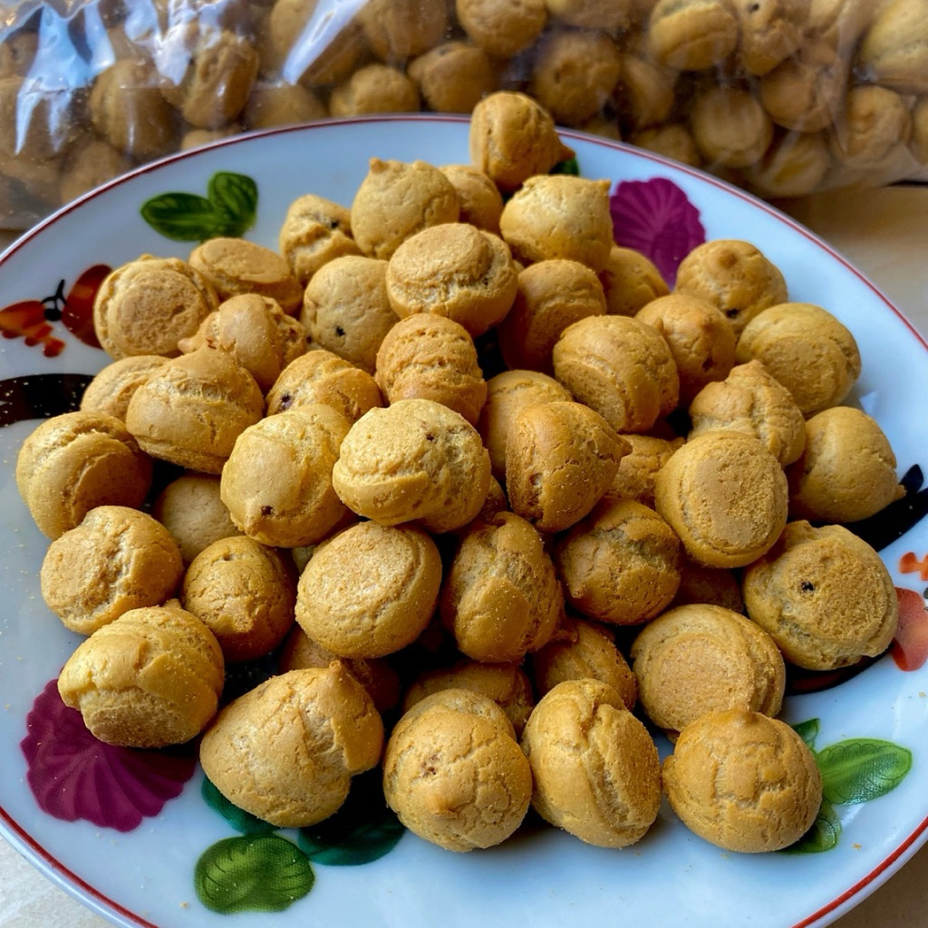 

Soes Cokelat Renyah Cemilan Keluarga 1 kg