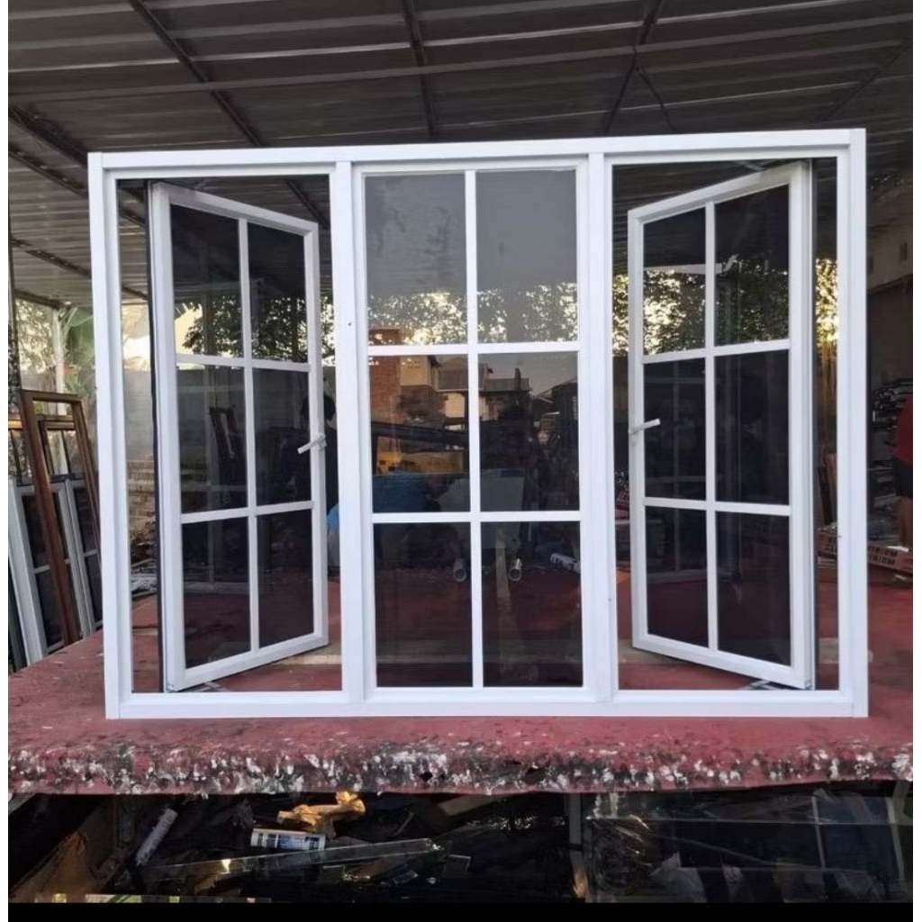 Jendela Aluminium dan Kaca Mati Ornamen