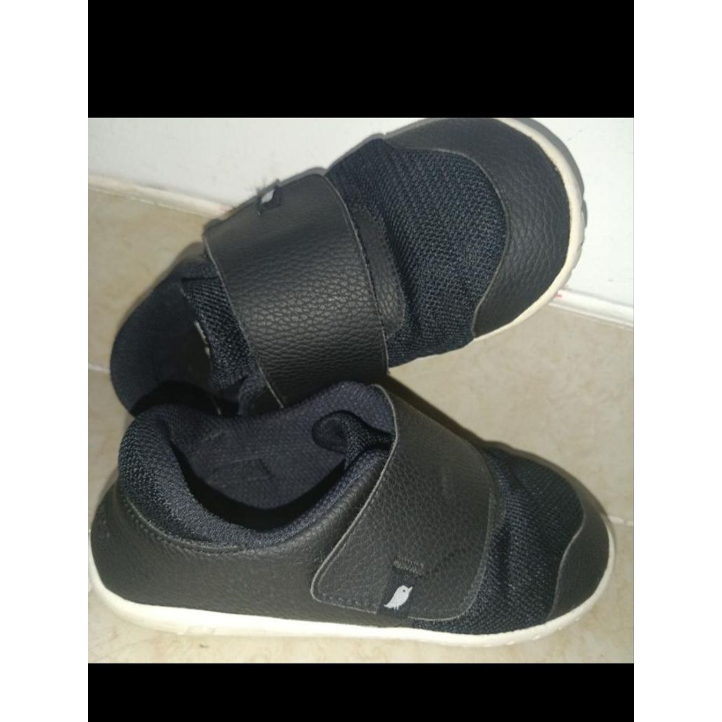 sepatu sekolah anak laki perempuan pyopp poco hitam uk 32 preloved like new no box