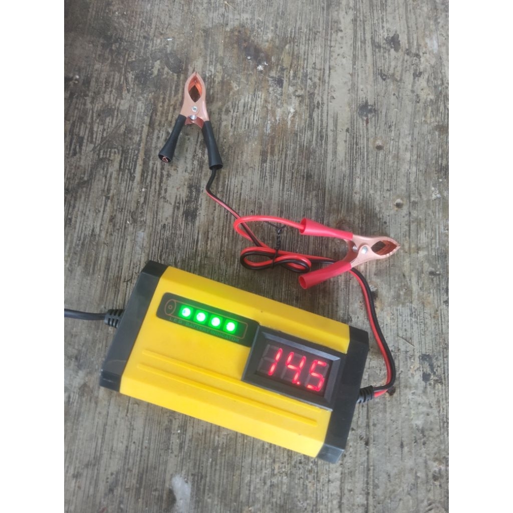 CHARGER AKI MOTOR/MOBIL 12VOLT CAS AKI KERING DAN BASAH