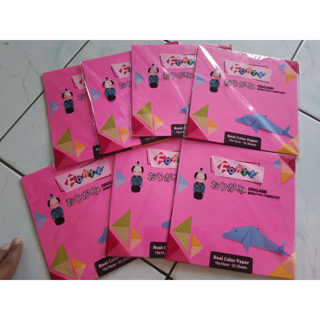 

KERTAS ORIGAMI 16CMX16CM