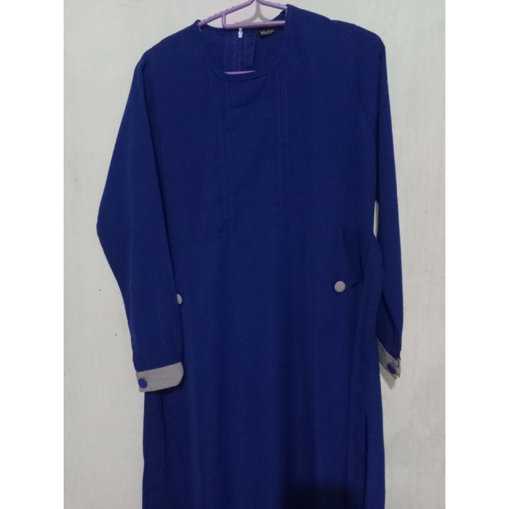 preloved gamis anak warna navy dan abu, satu set dengan kerudung