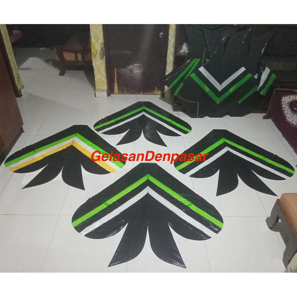 LAYANGAN COTEK WARU KHAS BALI