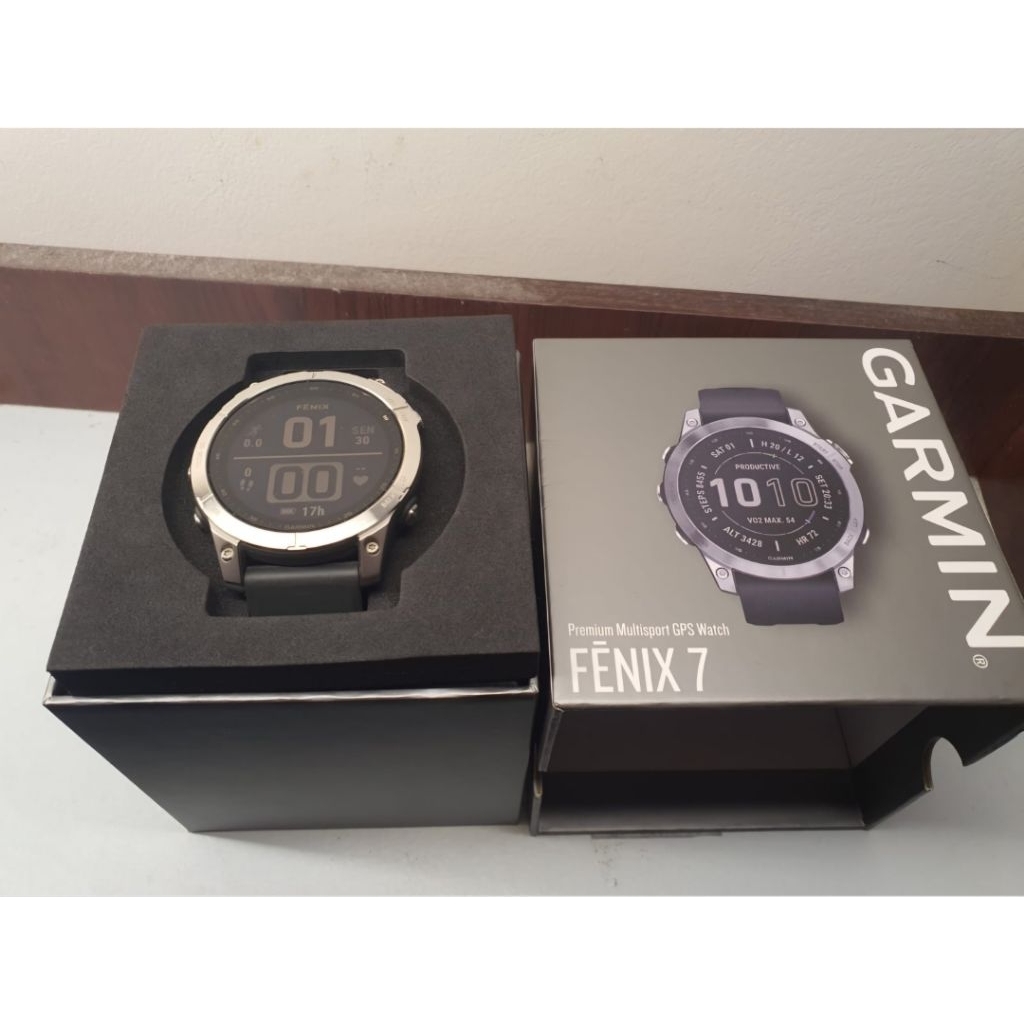 Preloved Jam Garmin Fenix 7.