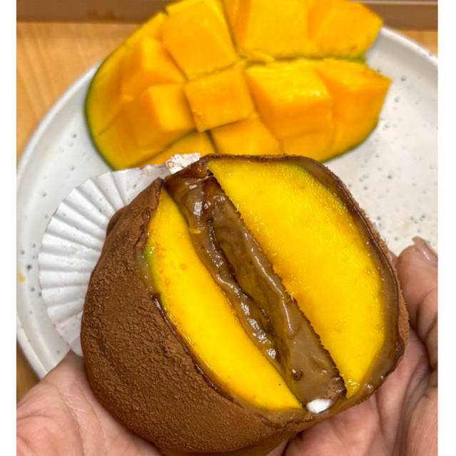 

Mochi Coklat Mangga harum manis (Isi 2 pcs)