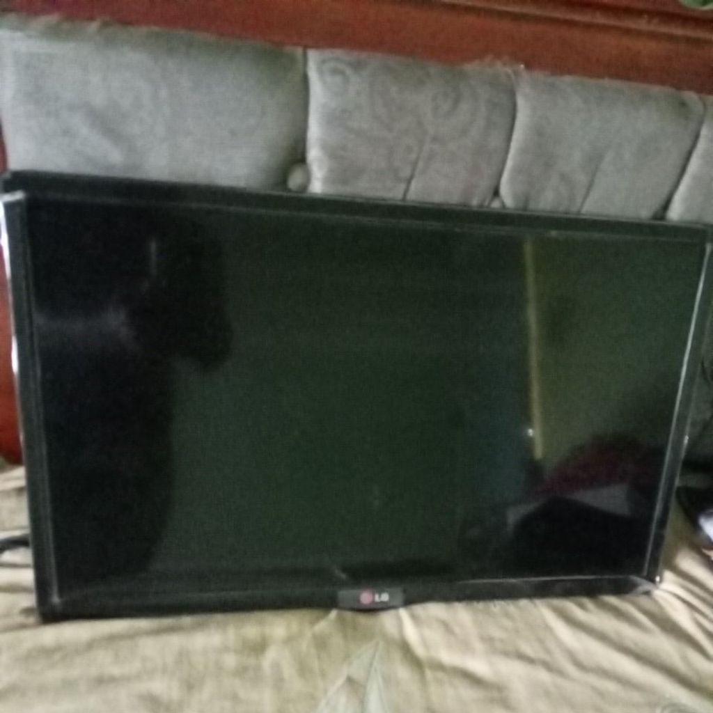 TV 24 INCH LED LG+Bracket