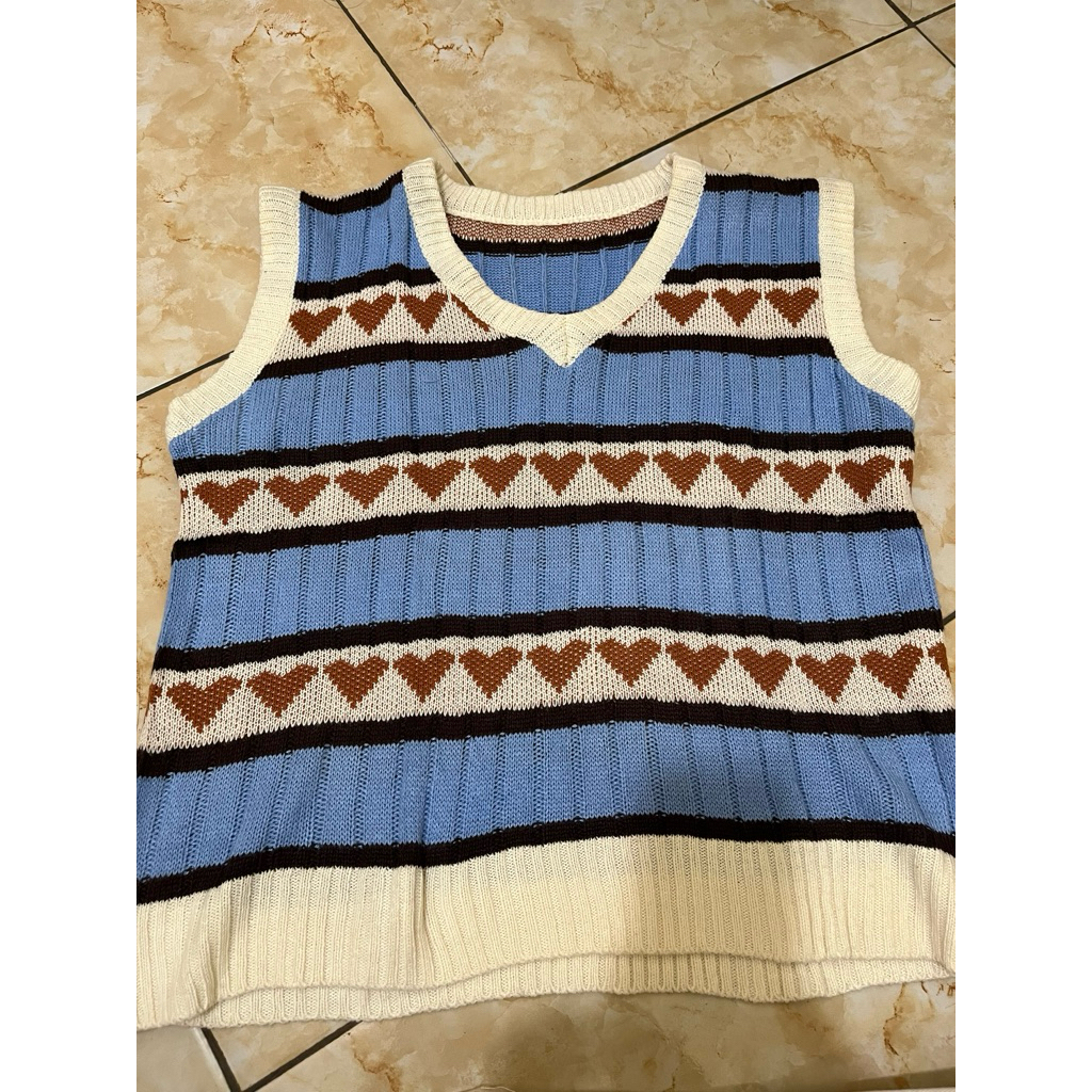 vest love