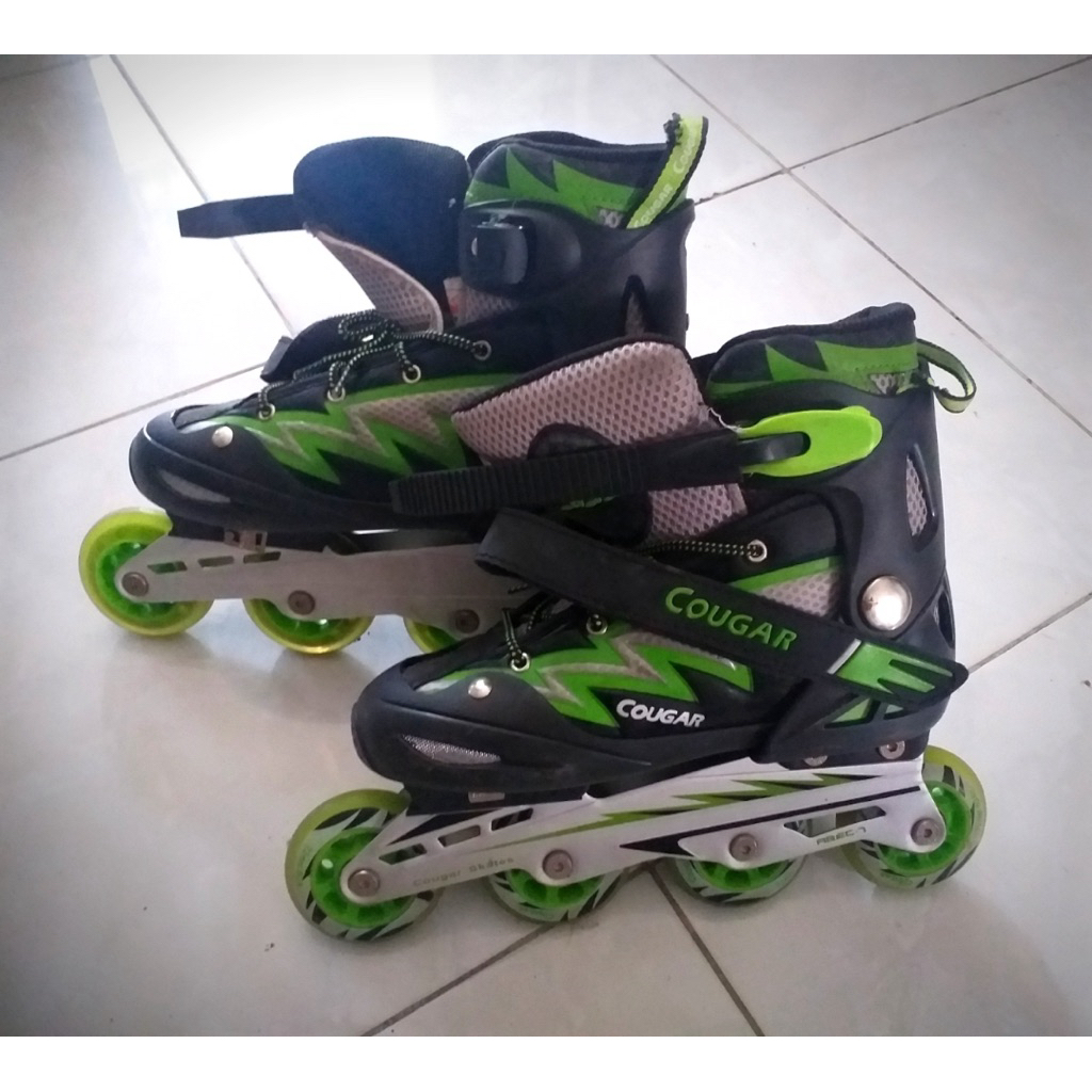 SEPATU RODA COUGAR