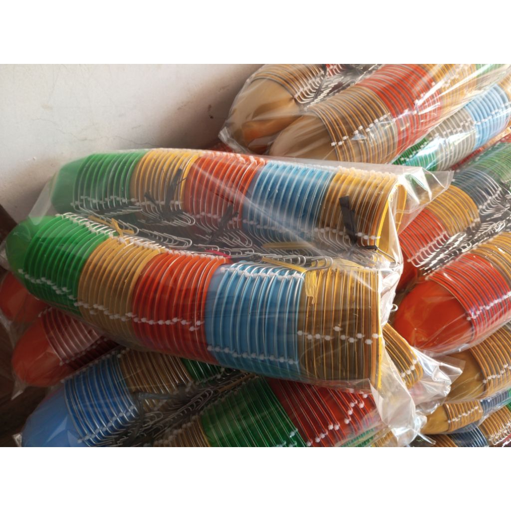 batok pakan ayam/ batok plastik/ wadah pakan/ tempat makan ayam/ tempat pakan / batok/ wadah plastik