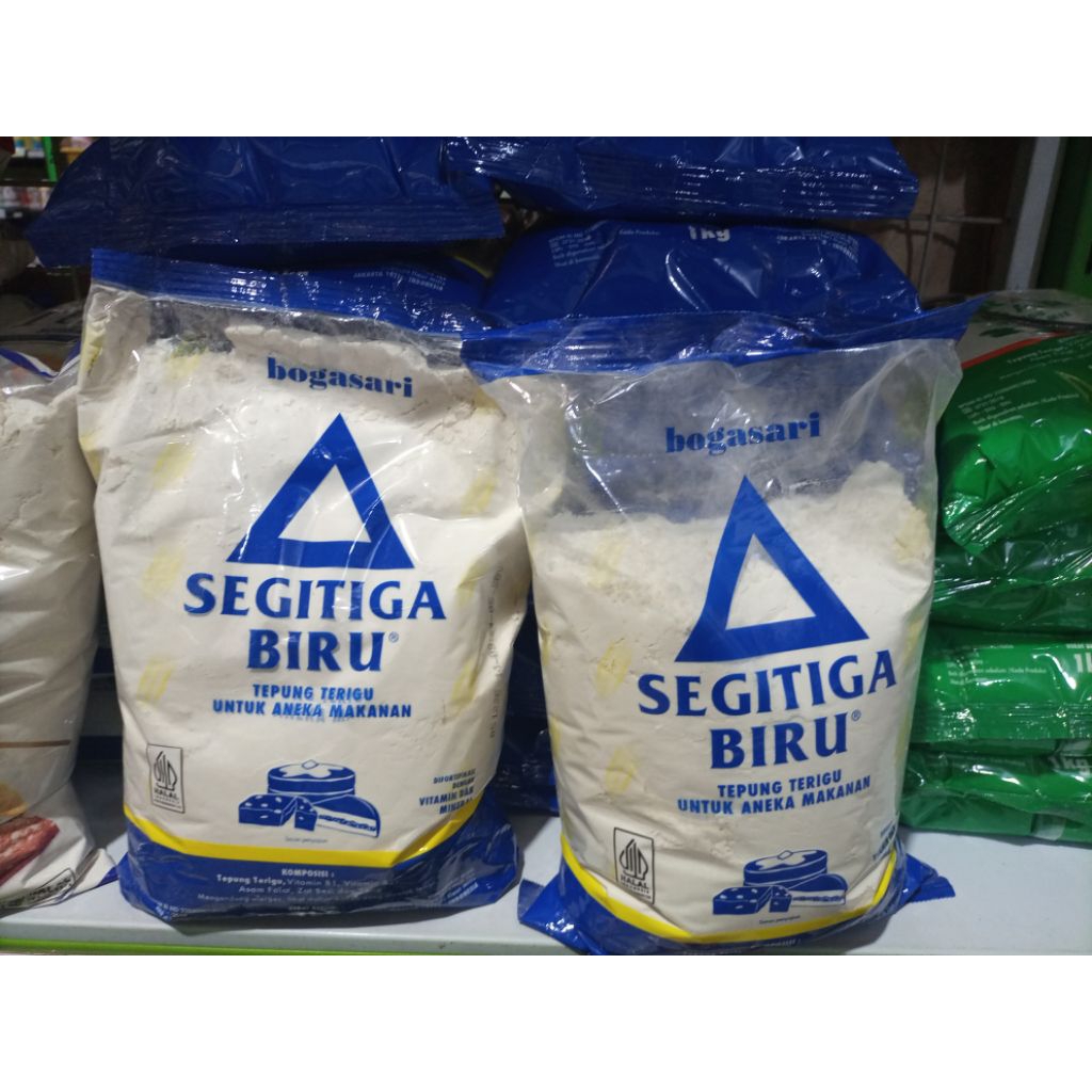 

TEPUNG SEGITIGA 1KG & TEPUNG CAKRA KEMBAR KEMASAN EKONOMIS