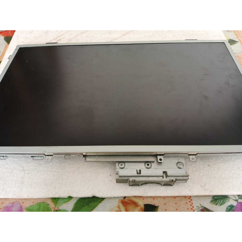 LCD DAN DUDUKAN PC AIO LENOVO IDEACENTRE AIO 300-22ISU