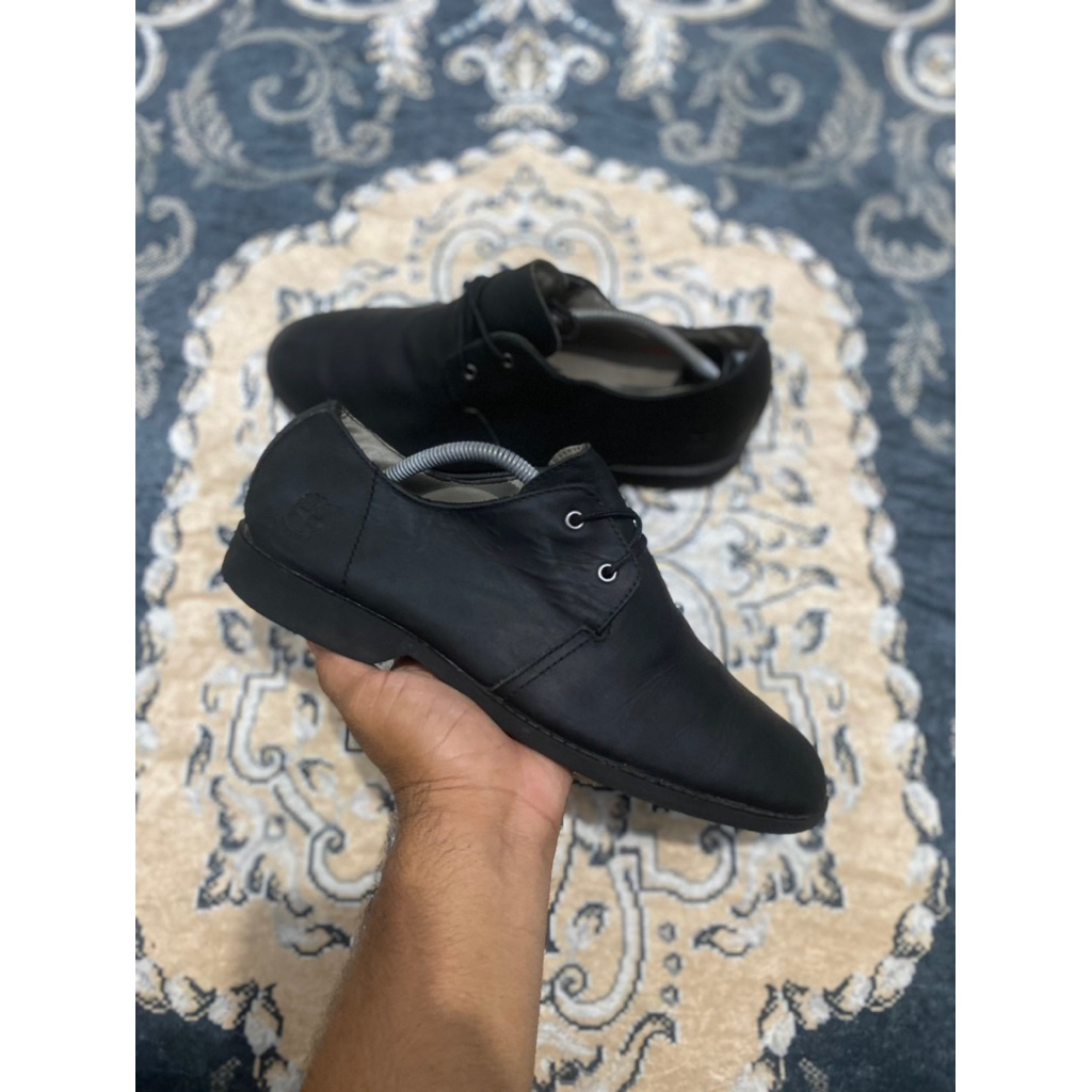 Sepatu Timberland Casual Black Size 43,5 (27,5cm)