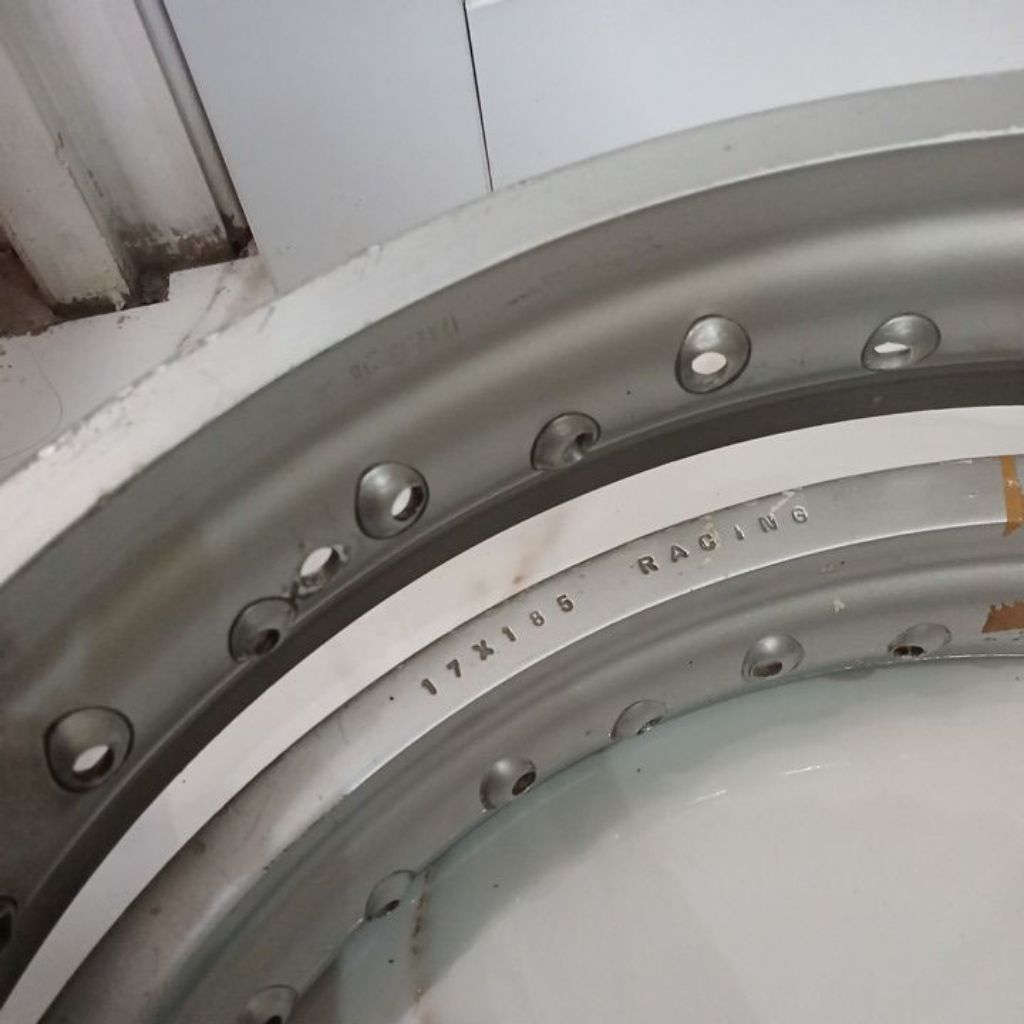 velg ring 17 ukuran 215 dan 185 Rossi italy lawas second layak pakai