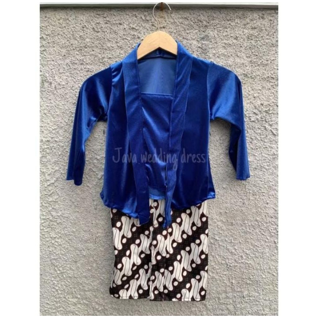 Setelan Kebaya Bludru Kutubaru Anak + Bawahan Plisket