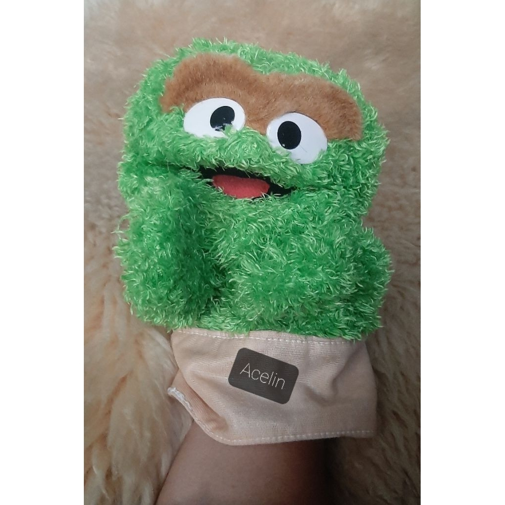 OSCAR sesame street Original ( boneka tangan )-Tinggi-+30cm