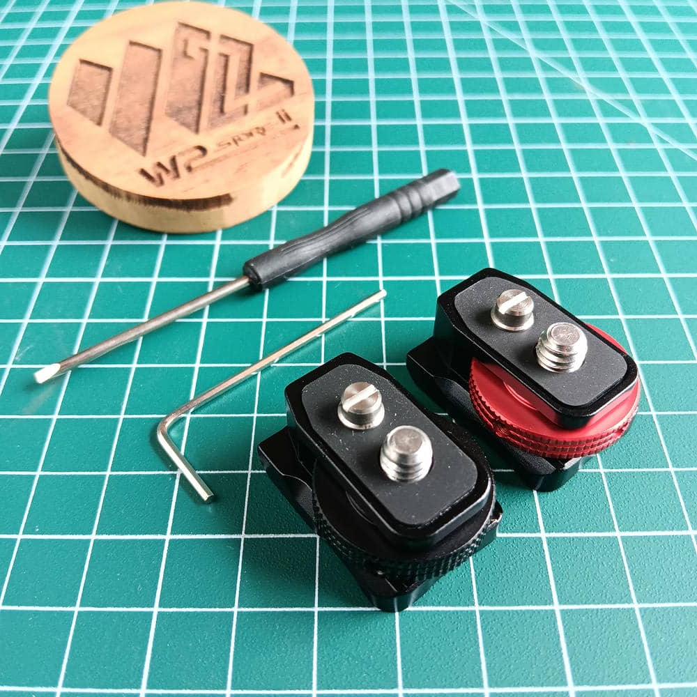 Cold Shoe Roller Rig Camera 1/4 anti drop quick-release hot shoe adapter