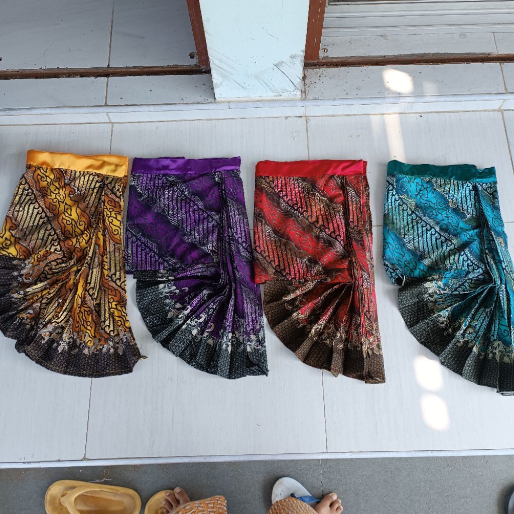 jarik jatuhan mega mendung/jarik siap pakek/jarik dadi