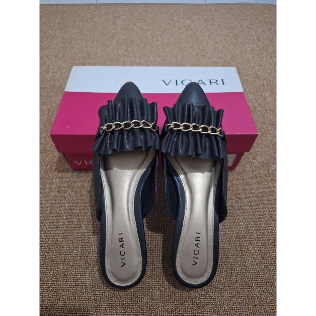 [PRELOVED] Vicari Sandal Mules Hak 3 cm