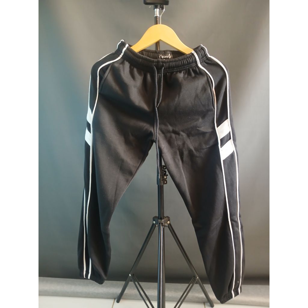 PRELOVED/PL CELANA TRAINING CELANA OLAHRAGA VCRL