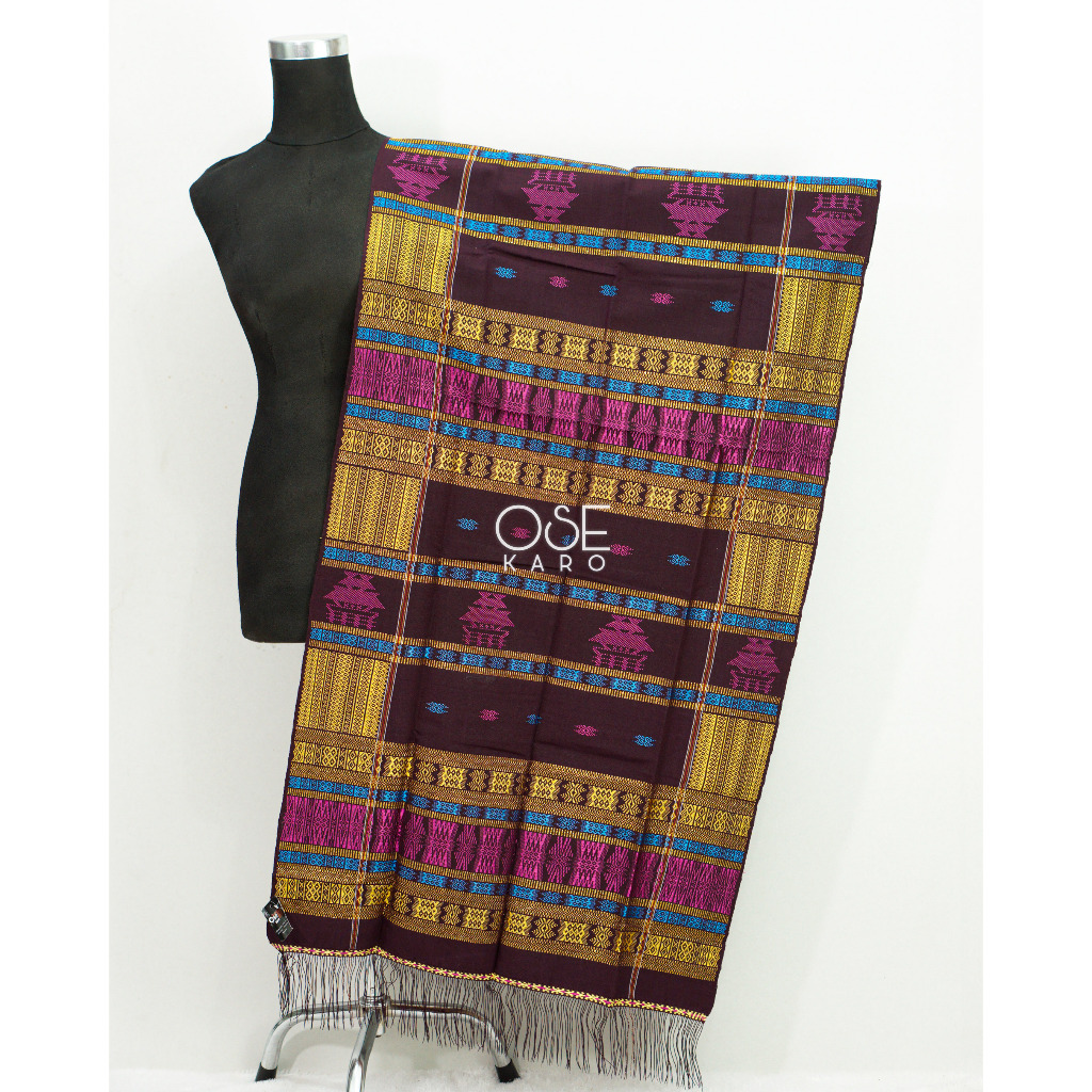 Uis Nipes Karo Sutra Benang 100 Rumah Adat