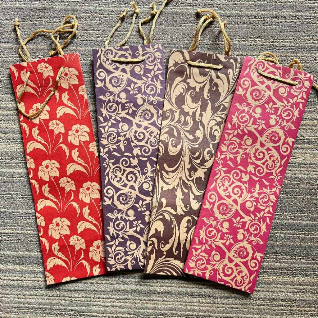 

Paperbag Batik Botol / Wine Samson Doff ( PJ 01 )