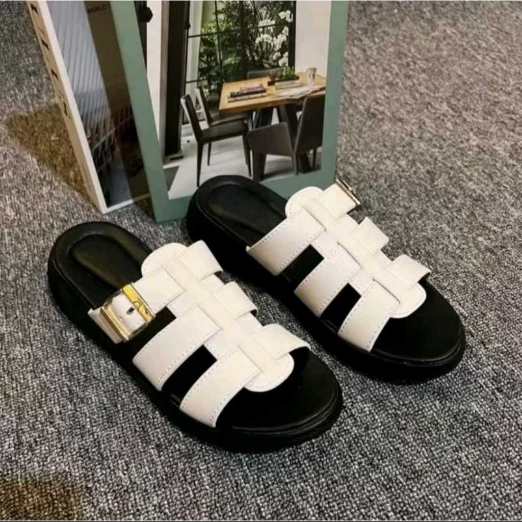 Yeka - Sandal Wedges Wanita Kulit Sintetis Sendal Selop Wanita Sendal Wanita Kekinian