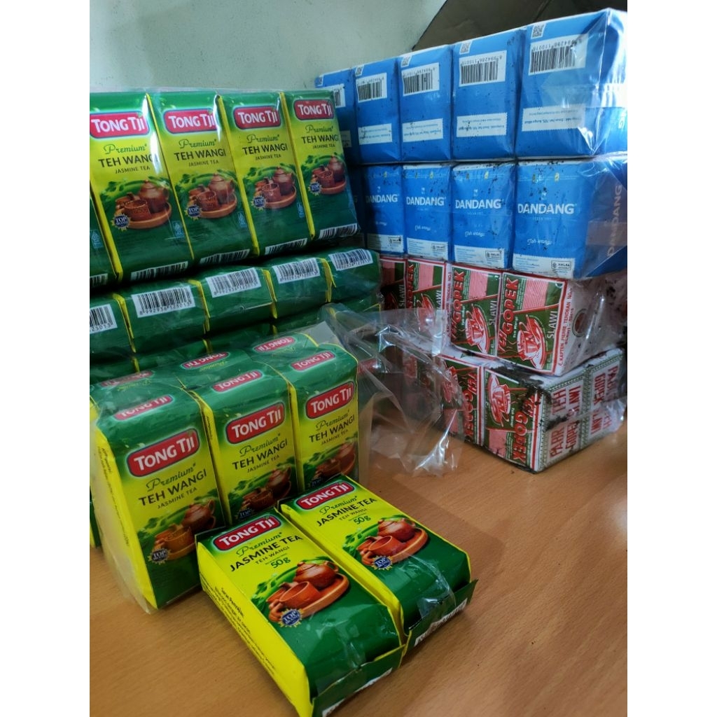 

Racikan Es Teh Jumbo Super