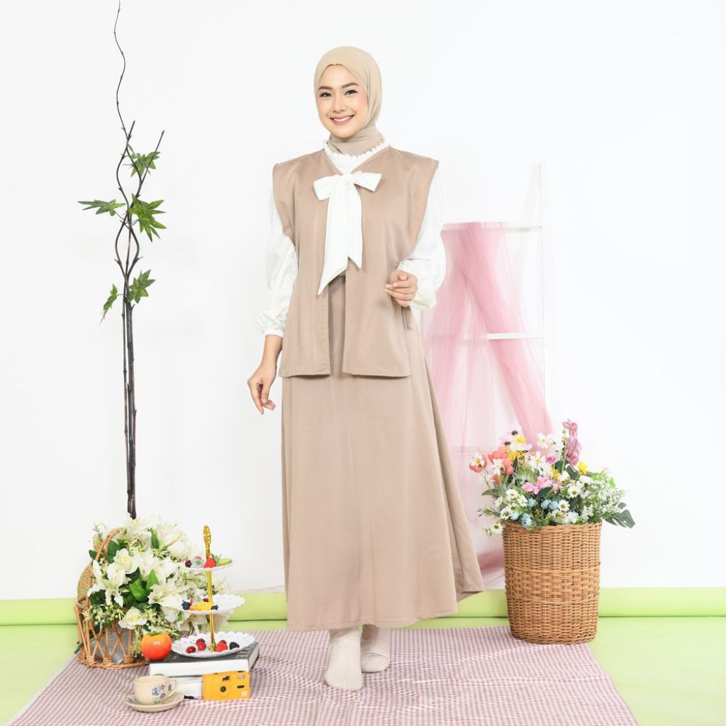 One Set Vest Skirt_ Mybamus Amari