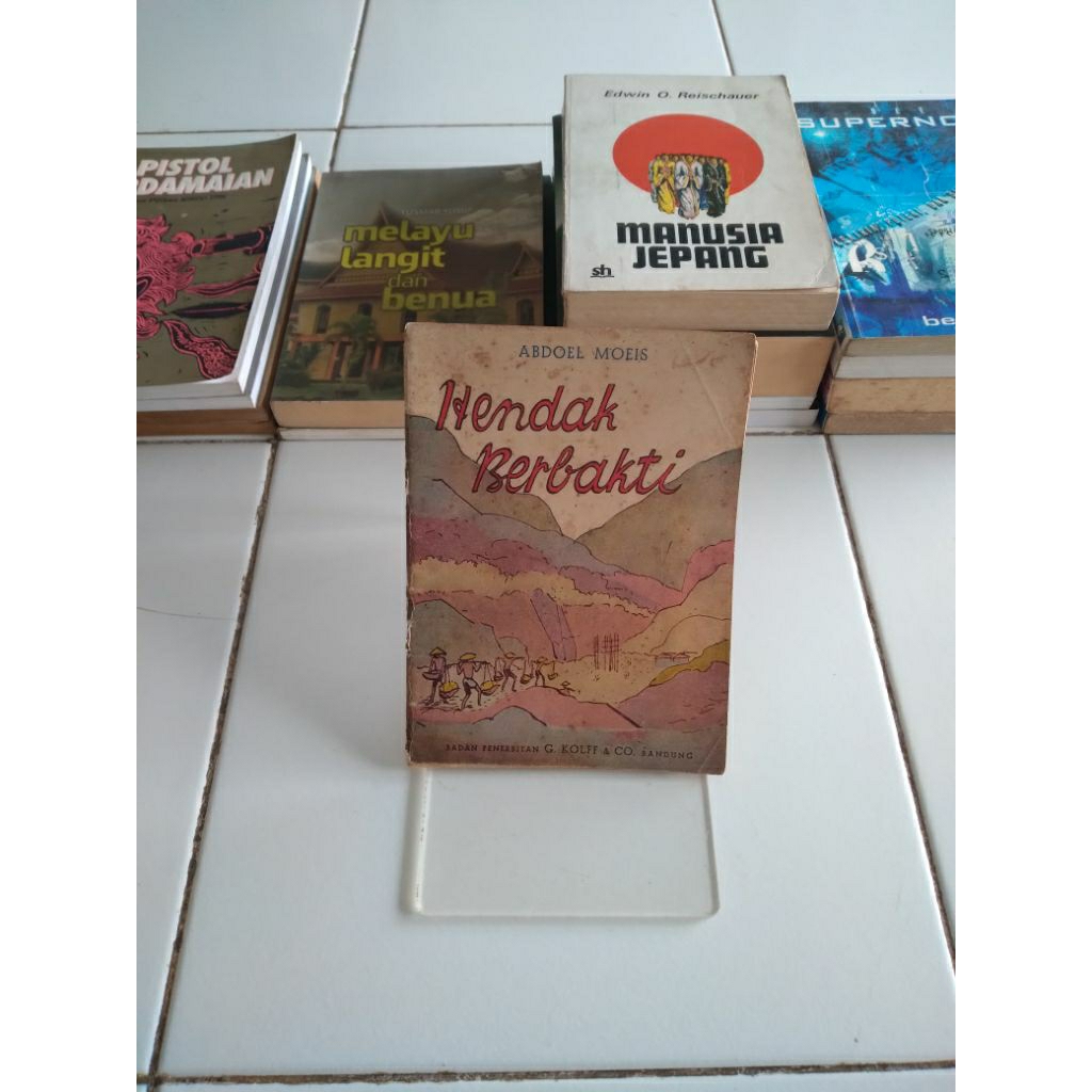 abdoel moeis hendak berbakti